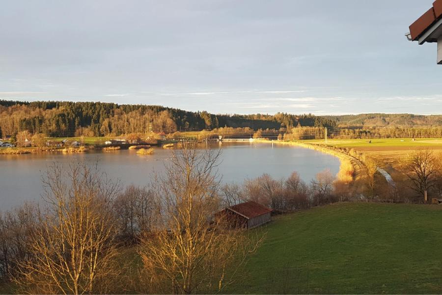 Stille X Weite - Hochwertige Wohnung Mit See-Panorama Kronburg Zewnętrze zdjęcie