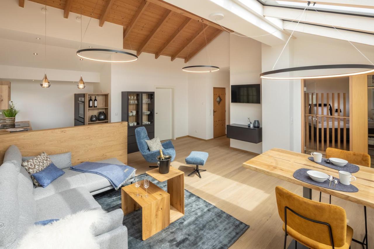 Stille X Weite - Hochwertige Wohnung Mit See-Panorama Kronburg Zewnętrze zdjęcie