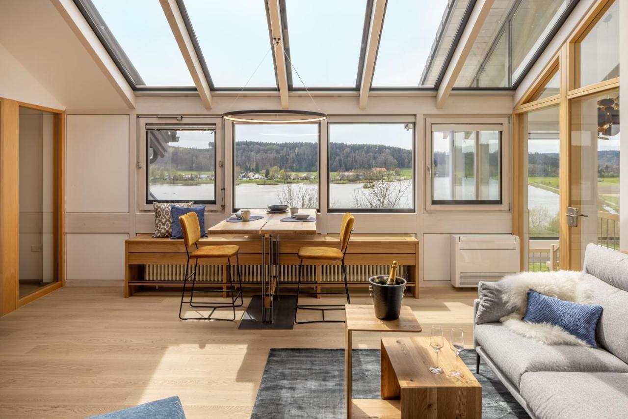 Stille X Weite - Hochwertige Wohnung Mit See-Panorama Kronburg Zewnętrze zdjęcie