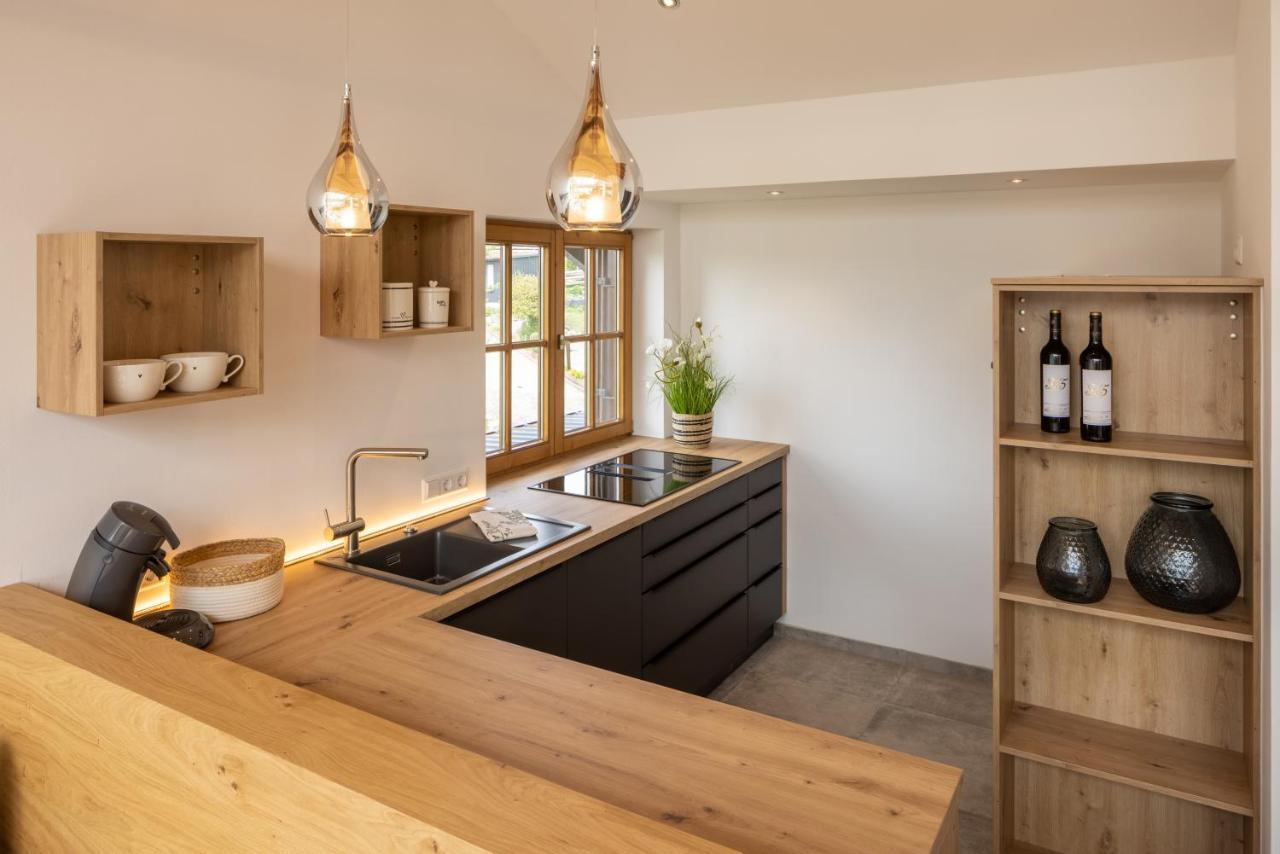 Stille X Weite - Hochwertige Wohnung Mit See-Panorama Kronburg Zewnętrze zdjęcie